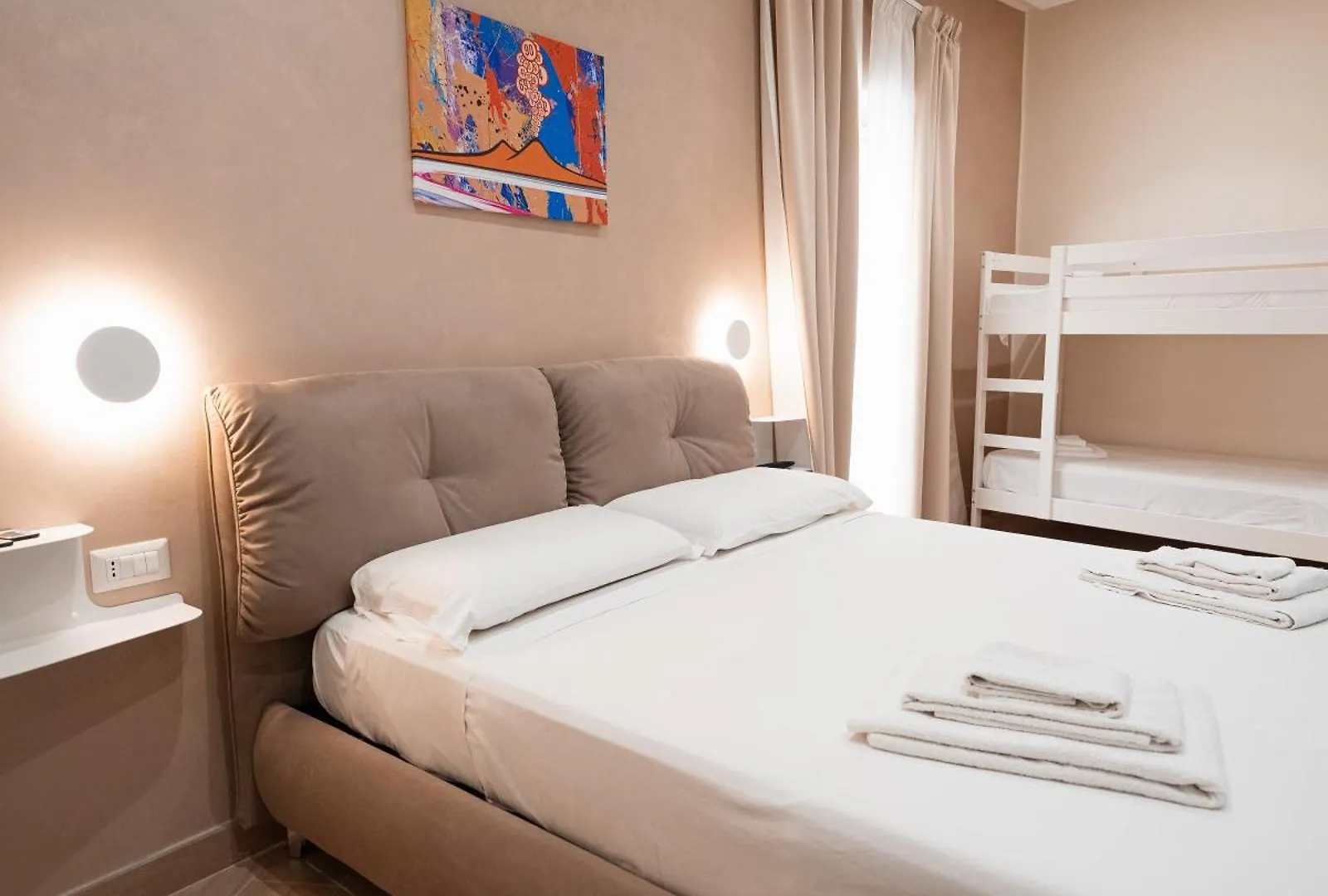 Nazzarooms Naples Guest house