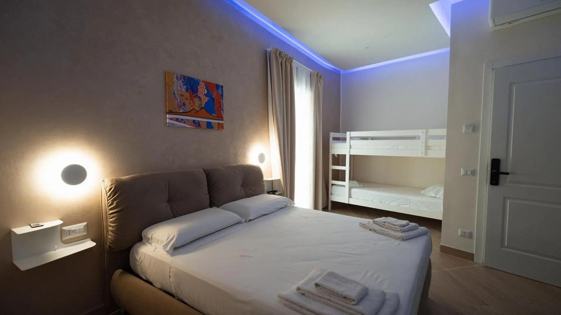 Nazzarooms Nápoles Pensión